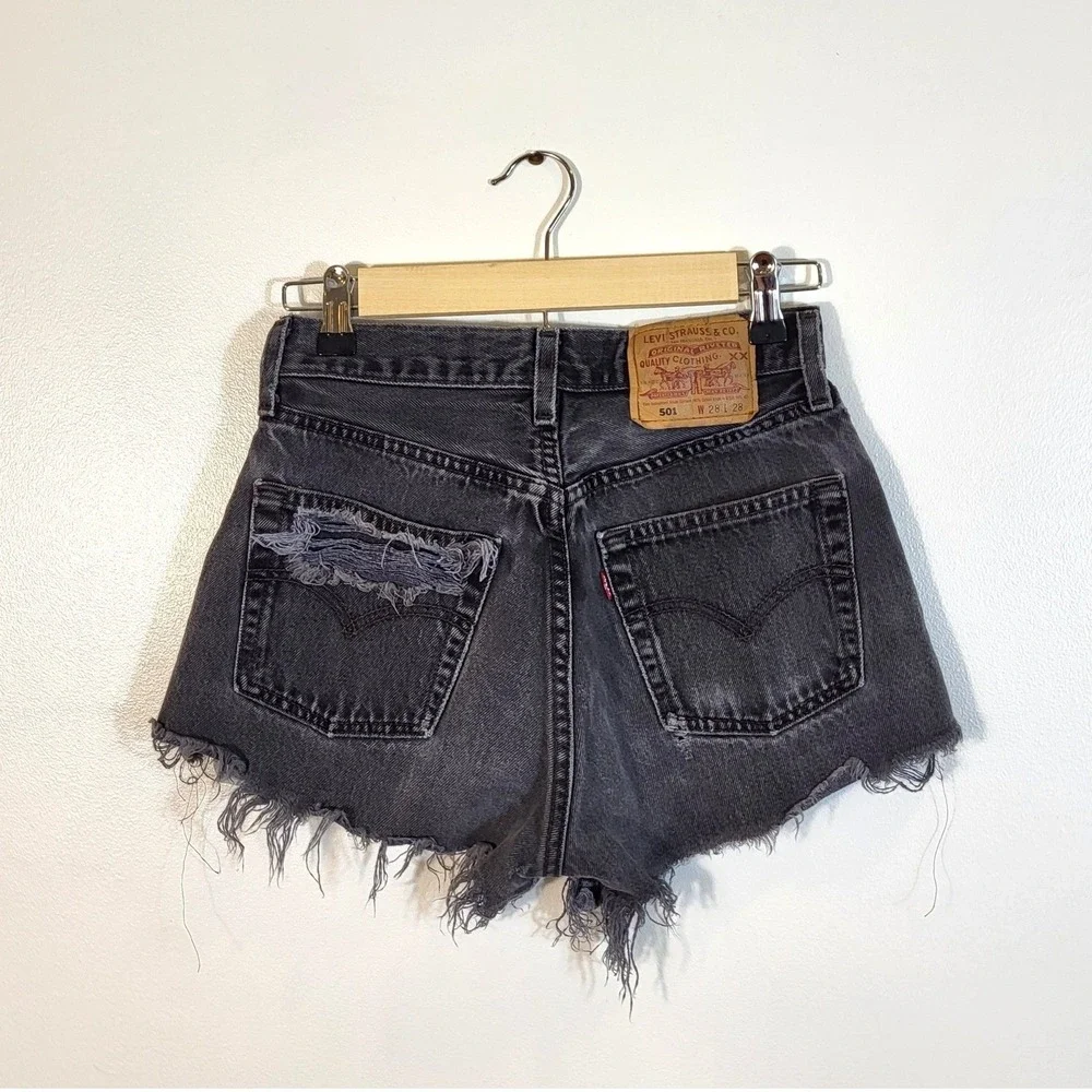 Levis 501 Vintage Cut Off Denim Shorts Womens 28 Black High Waist Frayed Hem
